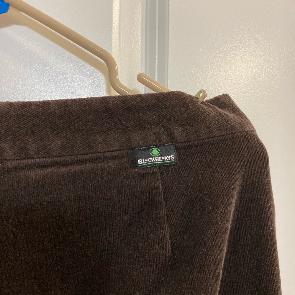 PANTS. COURDROY SHORT NAP SOFT STRETCH. EXCELLENT CONDITION. 30” to 34” waist.